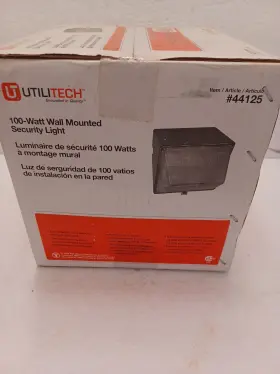 44125 Utilitech #44125 100 Watt Direct Wire Dusk To Dawn Metal Housing Wall Security Light
