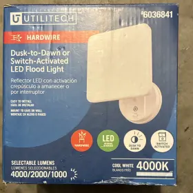 6036841 Utilitech Hardwired Dusk-to-dawn Led Flood Light 4000lm 4000k White Ip65