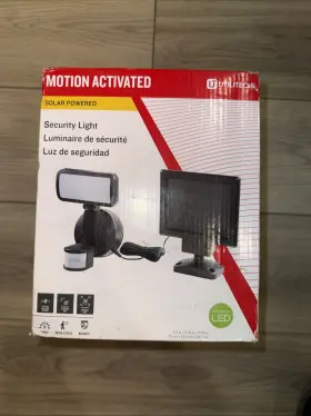 A911p-s350a-lbz-pk1 Utilitech Security Light 350-lumen Integrated Led Motion-activate Black Solar
