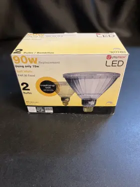 Lp15567fl20 Utilitech Nip 2 Par 38 Flood Lights 15w Dimmable Led By Replace 90w