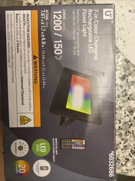 Lw300266 Utilitech 7inch Color Changing Rechargeable Led Floodlight 1200 Lm
