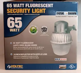 08-00434 Voltec 65 Watt Fluorescent Dusk-to-dawn Security Light New