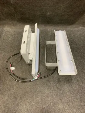 C1d2-exdl40-2 West Durable Exdura Linear 40 W 2ft Led Explosion Proof Flood Light