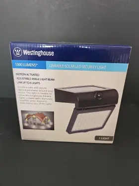 Westinghouse 842353115617 1000 Lumens Linkable Solar Motion-activated Led Security Light