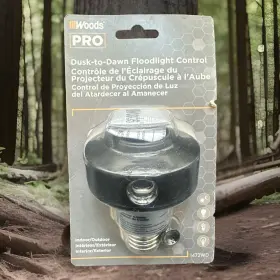 Woods 078693014727 Floodlight Control Socket With Light Sensor Photocell Up To 150 W B