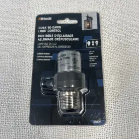 59425 Woods 55112 Pro Dusk To Dawn Light Control Outdoor/indoor New In Box