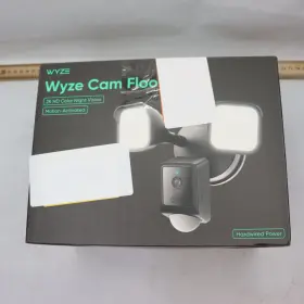 Wyzecfl2bl Wyze 160 Degree Wide View Floodlight Camera 2800 Lumen