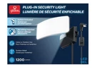 Globe Electric 1200-LUMEN 10.5-WATT Black Plug-in Led Outdoor Floodlight New. Price: $23.99.