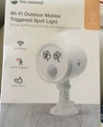 Outdoor Motion Triggered Secuirty Led Spot Light Wi-fi Simple + Powerful New. Price: $14.99.