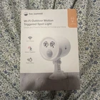 Fox&summit Wi Fi Motion Sensor Outdoor Led Spot Light, Battery, 200 Lm White New. Price: $20.62.