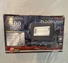 I-zoom Versabeam Slimline Led Flood Light 500 Lm Battery Weatherproof New. Price: $29.57.