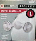 Utilitech #0089471 White 2-HEAD Switch-controlled Security Floodlight Open Box. Price: $15.99.